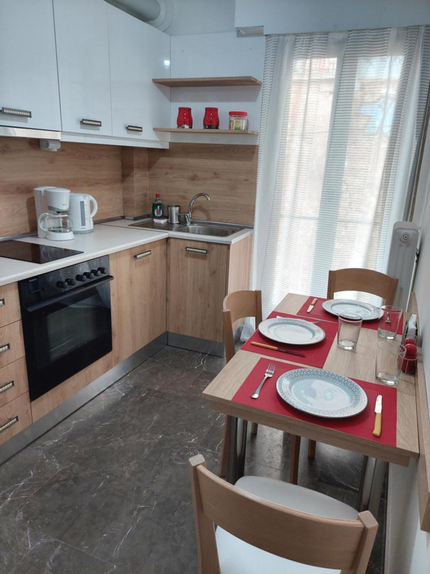 דירה Homey In אתונה